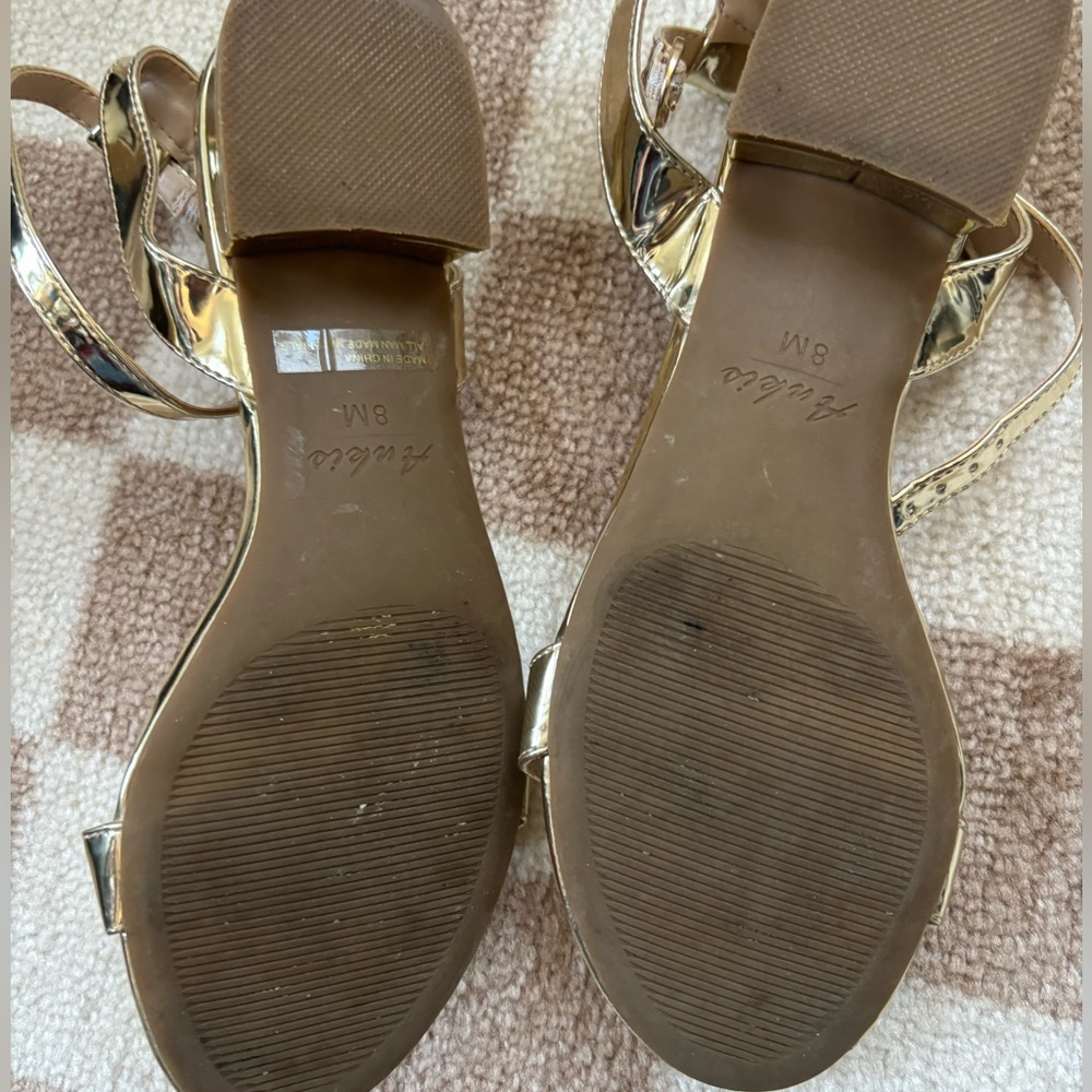 One Inch Gold Block Sandal 8 - Picture 5 of 7
